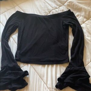 La hearts off the shoulder top